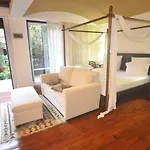 El Vino & Hotel 3*