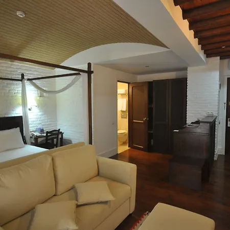 Hotel El Vino & Bodrum