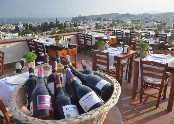 El Vino & Hotel