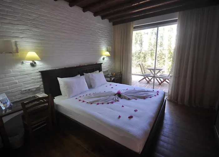El Vino & Hotel