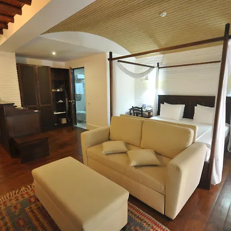 艾莉维诺套房酒店