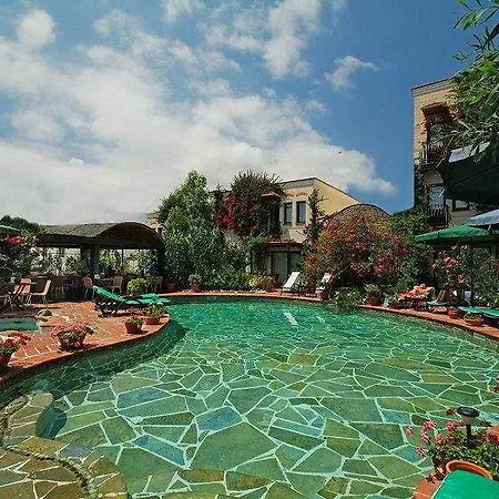 El Vino & Hotel 4*