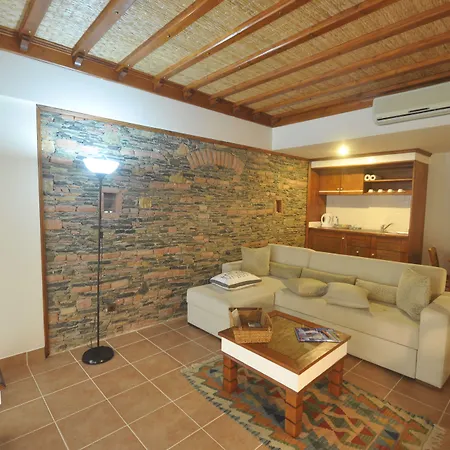 El Vino Hotel&suites Hotel