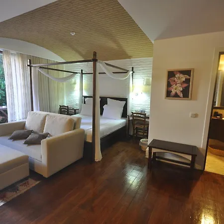 Отель El Vino &