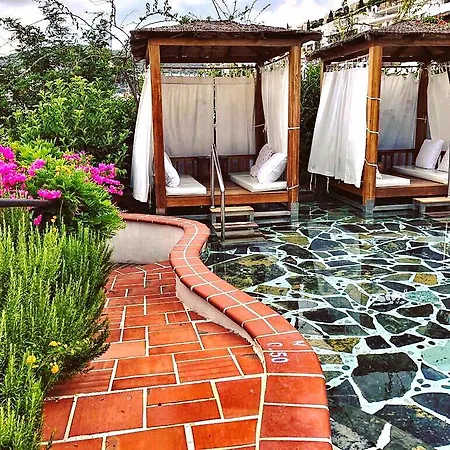 El Vino & 3* Бодрум